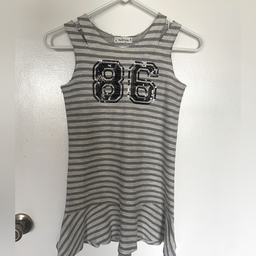 Vic & Vicky Gray Jersey Dress with Graphic Sequined “86” Taylor Swift SZ T08